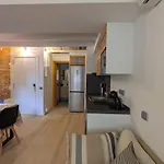 Barcelona Touch Apartments - Font Honrada